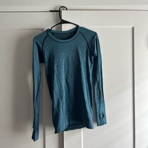 Lulu Long Sleeve top